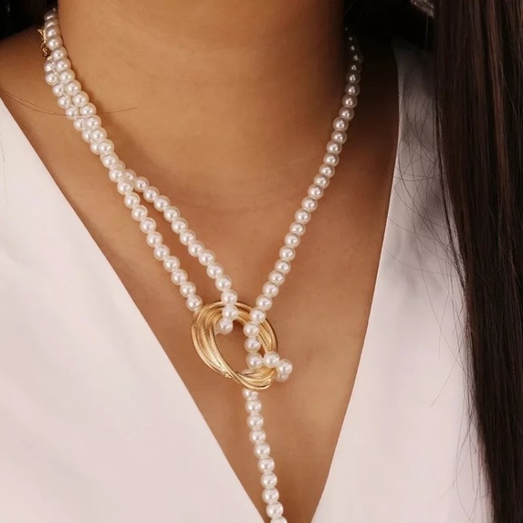 🌟 Long Faux Pearl Knot Necklace - Picture 2 of 4